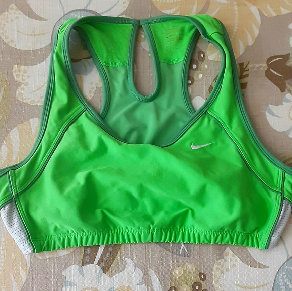 Nike Other - Green NIKE sports bra